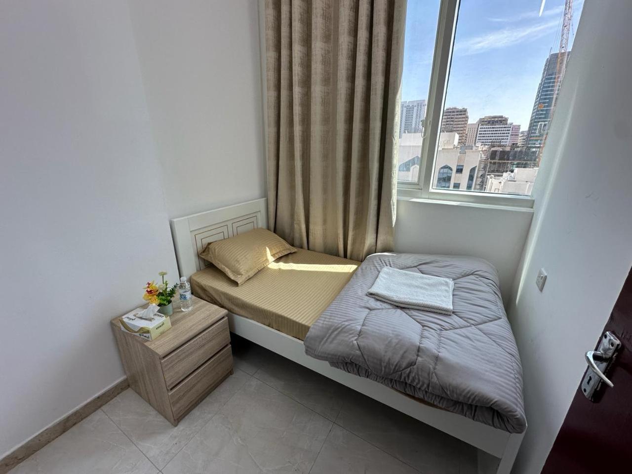 Hostel Corniche Street - Stunning Room *