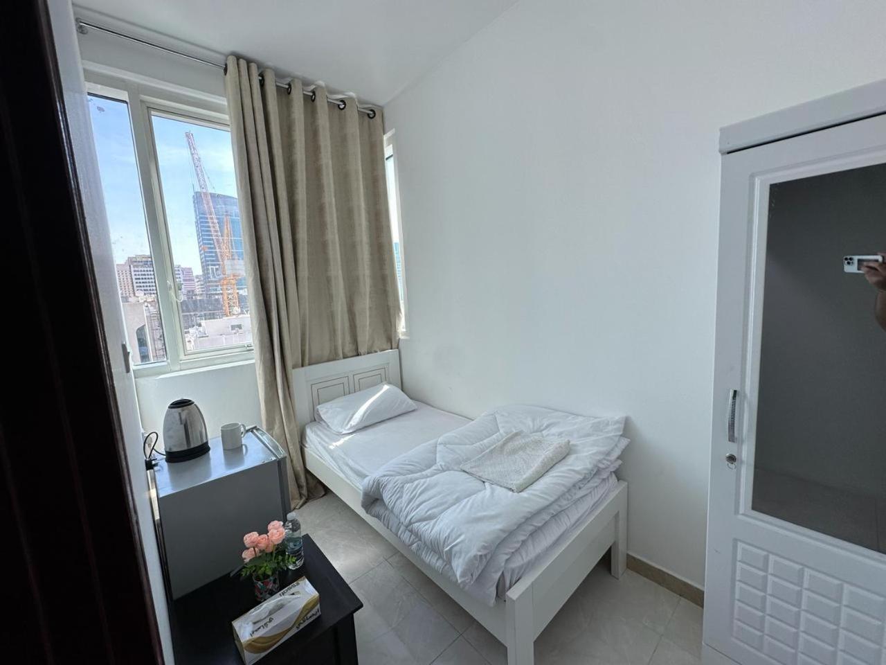 Corniche Street - Stunning Room *