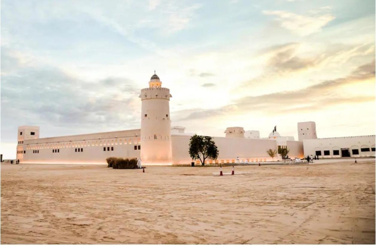 Corniche Street - Stunning Room *